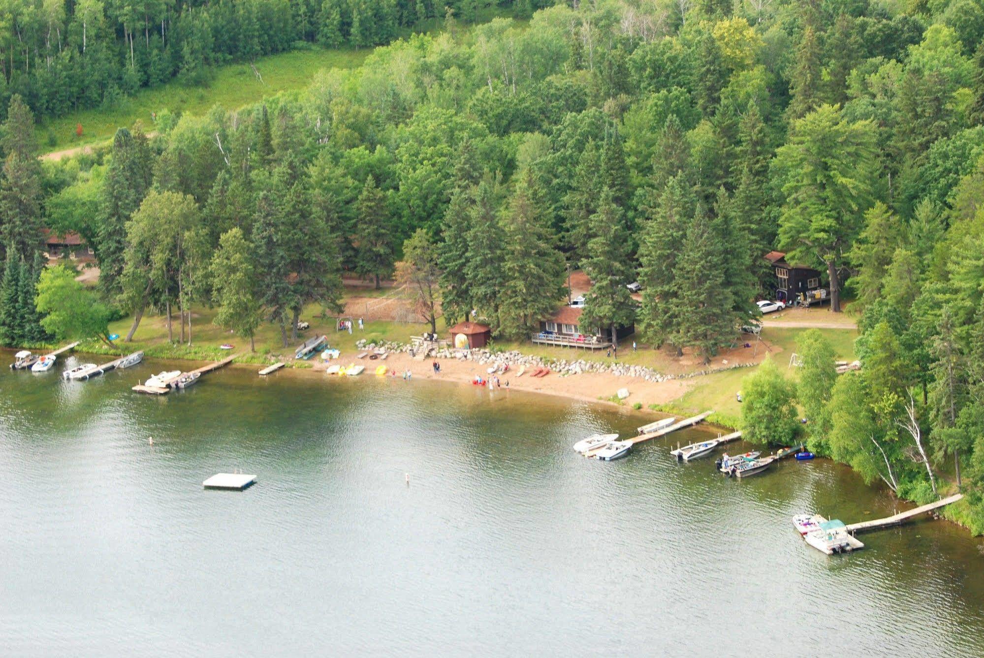 Crow Wing Crest Resort Akeley Экстерьер фото